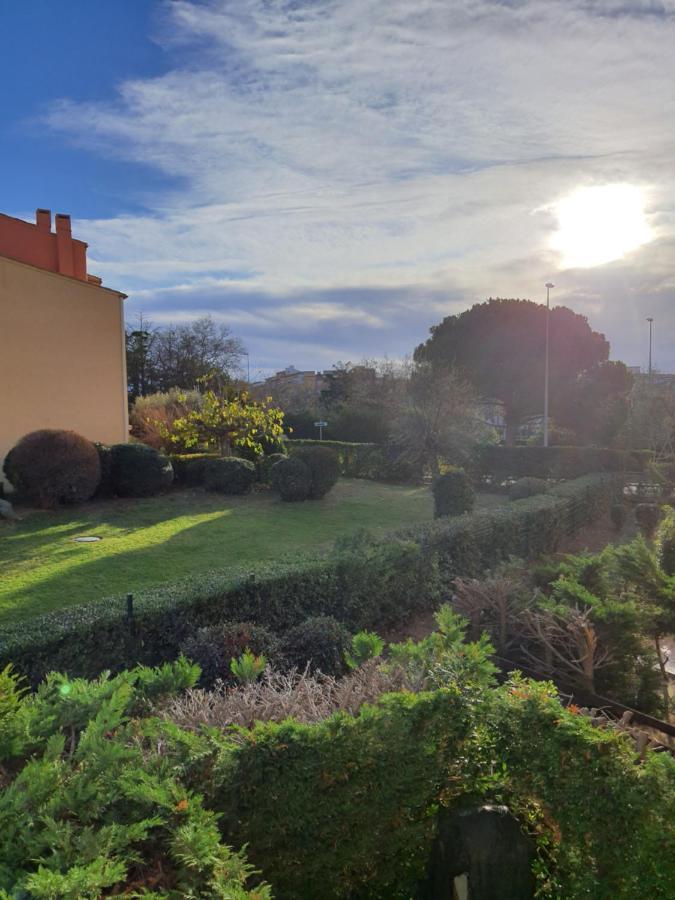 Studio 16 Le Cap D'Agde Avec Parking Prive Proche Du Centre ภายนอก รูปภาพ